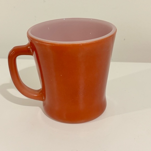 Vintage Fire King Anchor Hocking D-handle milk glass coffee mug reddish orange - Picture 5 of 9